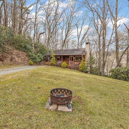 Charming Modern Cabin With Hiking Trails And Fire Pit Blowing Rock Exterior foto